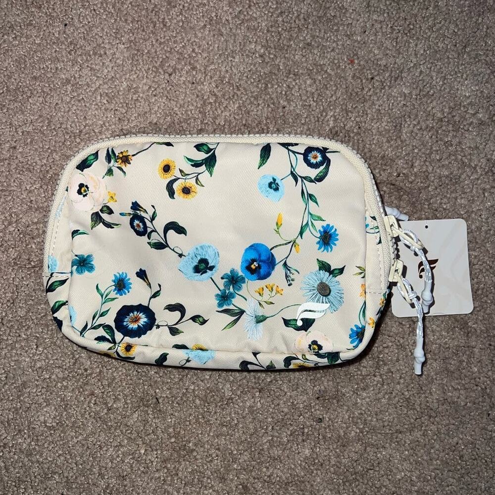 New Fabletics The Belt Bag Bonnie Botanical O/S